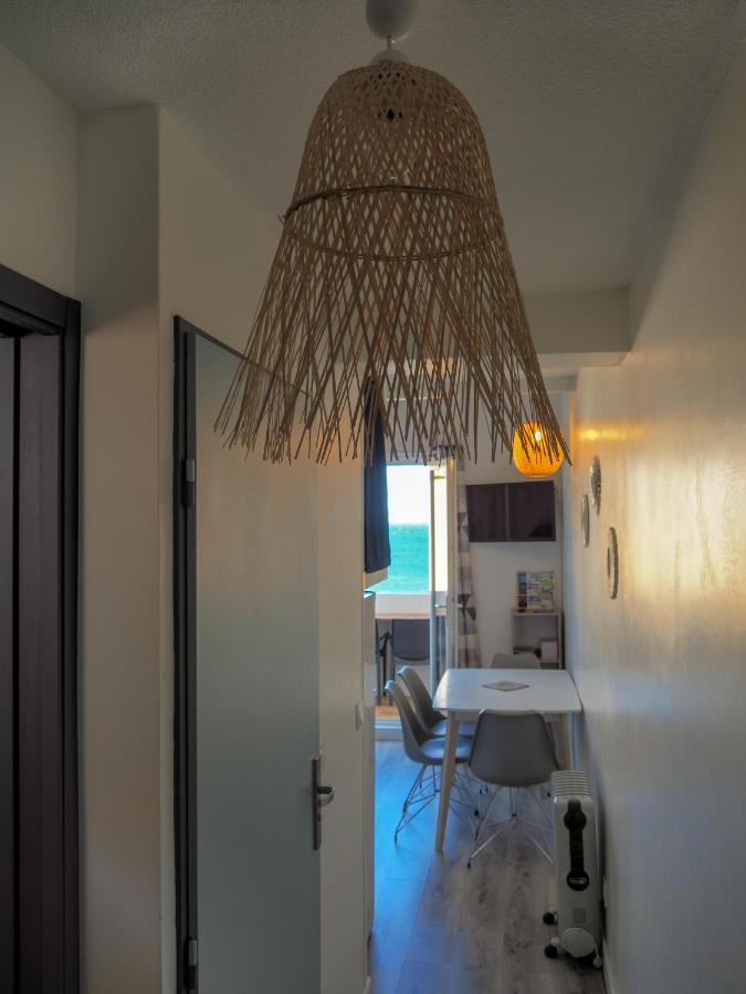 Rénové Avec Terrasse Vue Mer, Parking Et Wifi Gratuit Appartement *