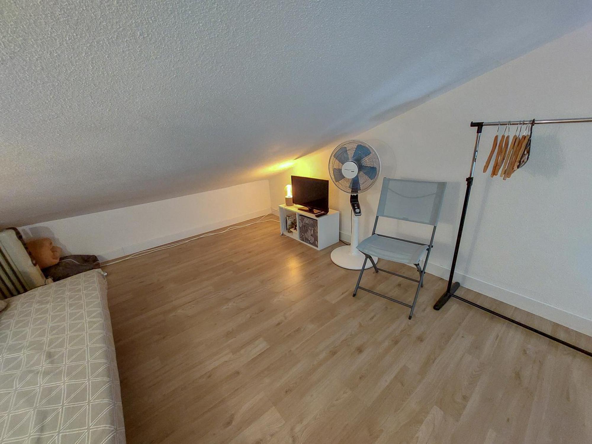 Appartement Rénové Avec Terrasse Vue Mer, Parking Et Wifi Gratuit *